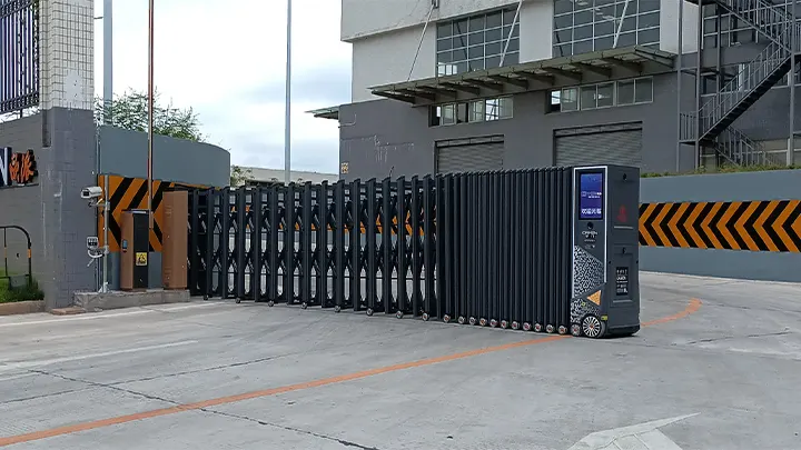 Retractable Gate